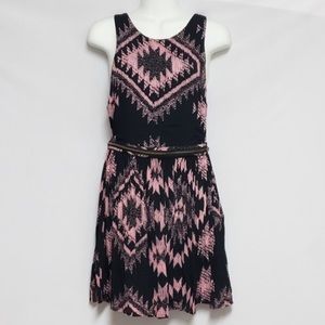 TOPSHOP cute cutout dress